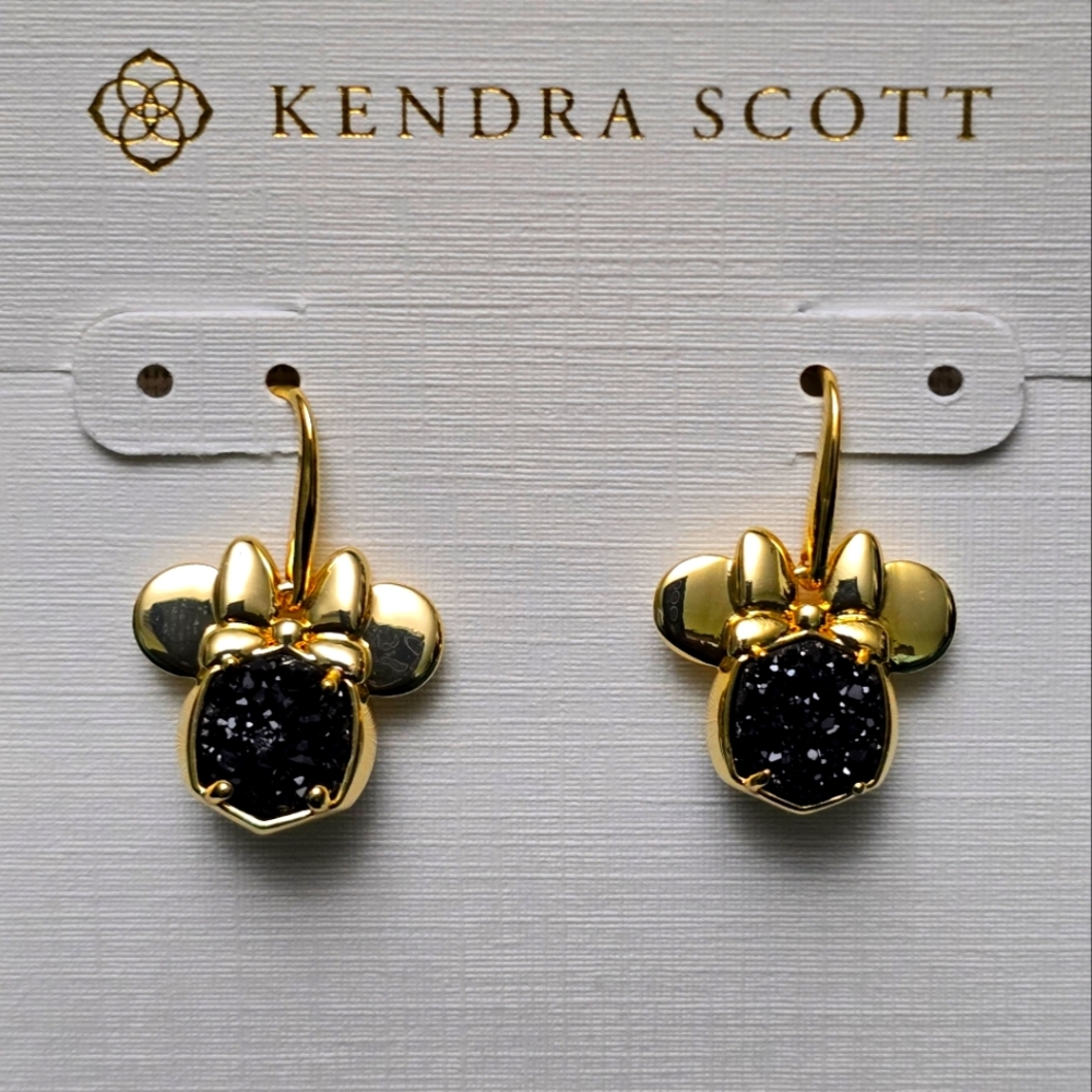 Kendra Scott Disney Gold Minnie Mouse Short Pendant Necklace & Earrings Set - Picture 2 of 8